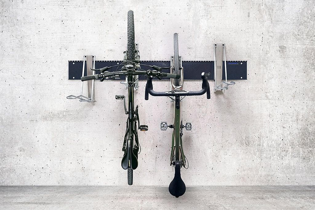 Wall rack for up to 4 bikes